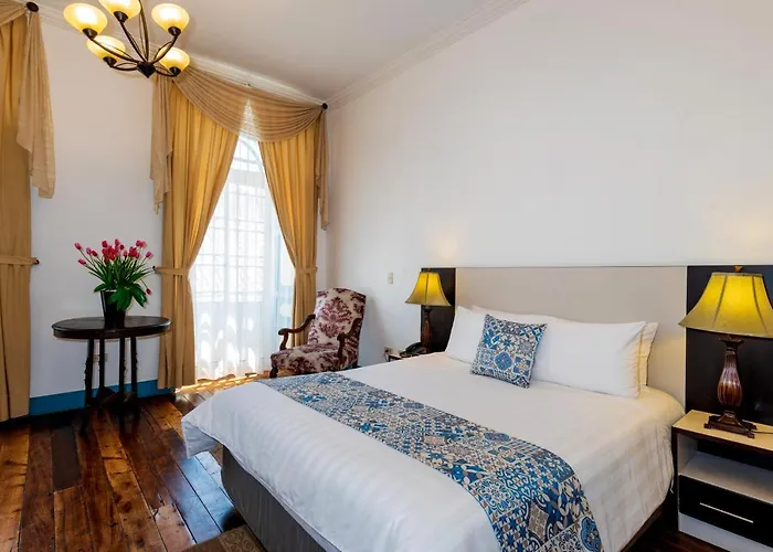Del Parque Hotel & Suites
