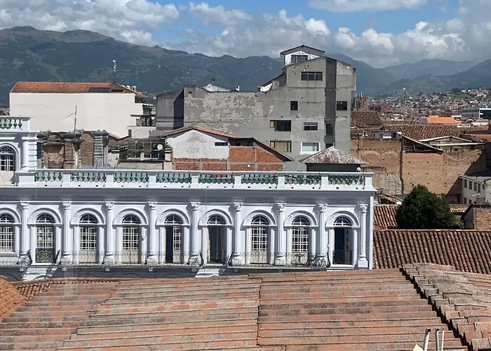 Del Parque Hotel & Suites